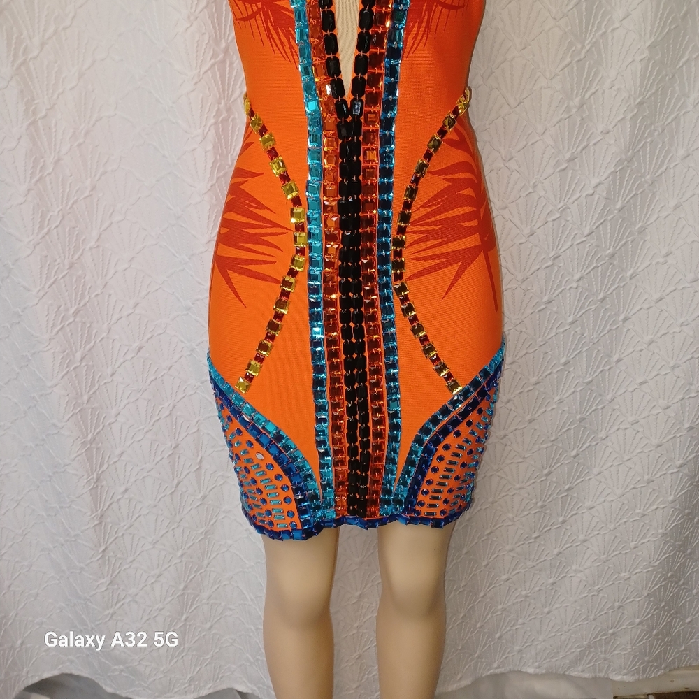 MISS8 LOS ANGELES size M Orange and Blue Embellished Dress - Picture 8 of 14